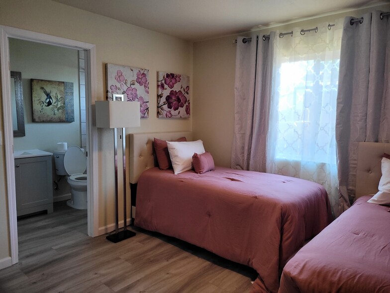 Building Photo - 7358 Springman St