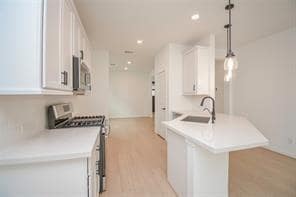 Building Photo - 9519 Dearborn Creek Dr