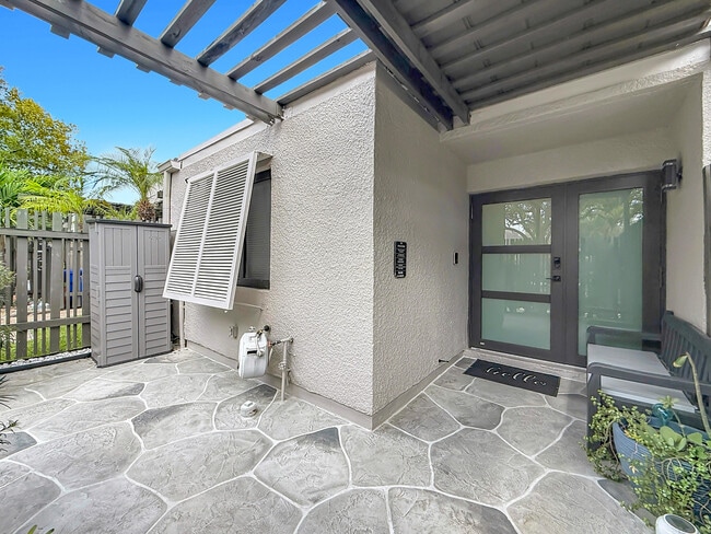 Building Photo - 11313 NW 15th St