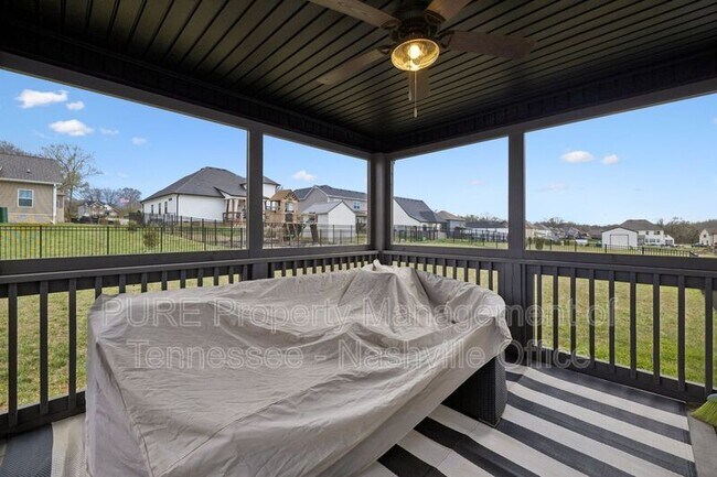 Building Photo - 429 Crestwicke Ct