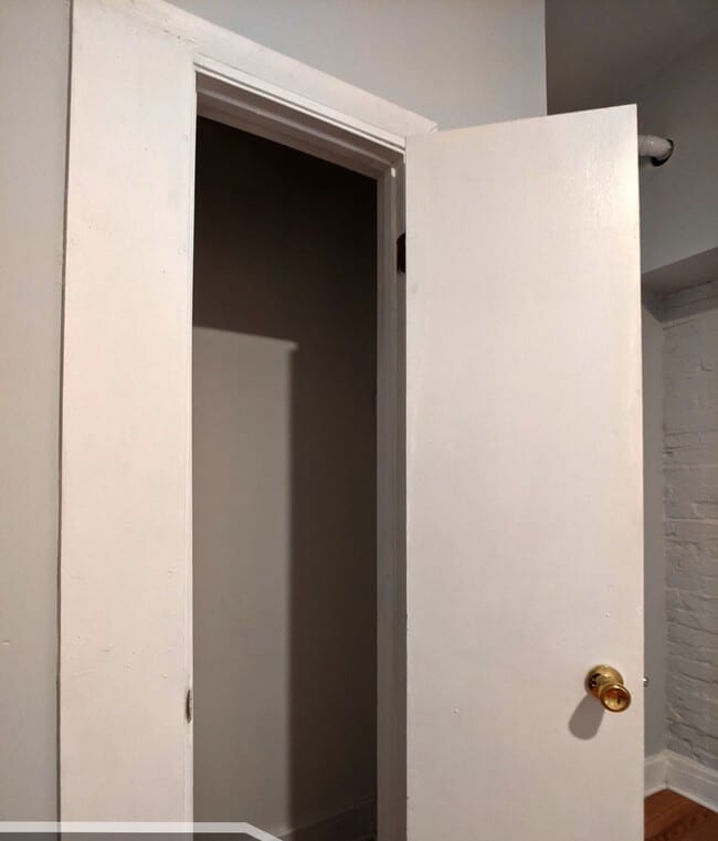 Building Photo - 3544 N Halsted St