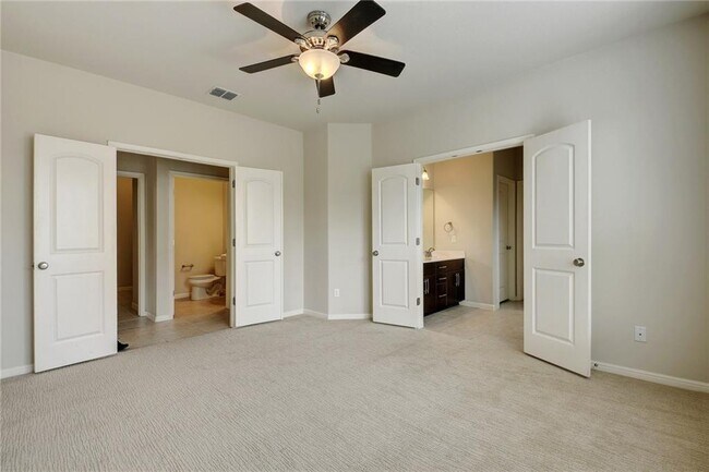 Building Photo - 11400 W Parmer Ln