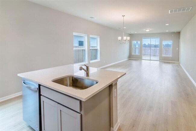 Building Photo - 113 Watercourse Wy