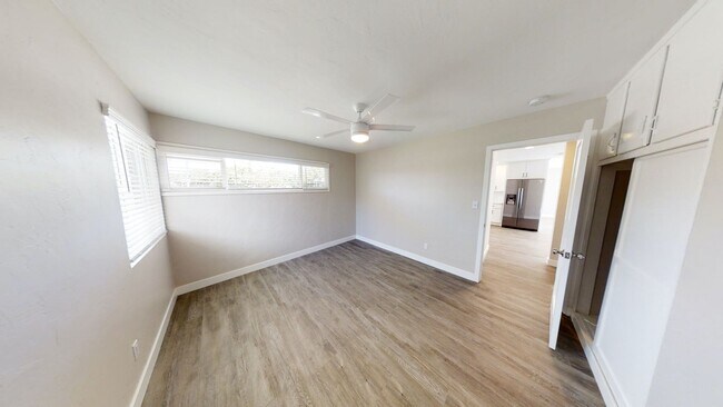 Building Photo - Beautiful home on Tipton with private yard!!