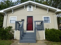 Building Photo - 419 19th St S