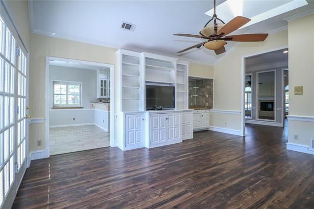 Building Photo - 800 Sundance Cir