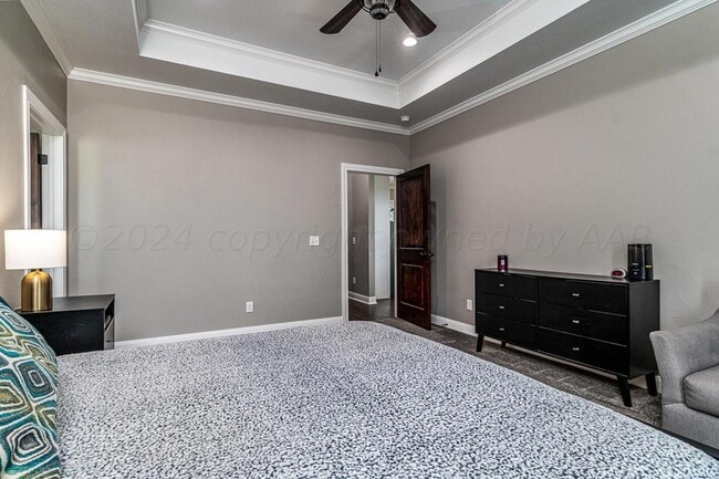 Building Photo - 501 E Cemetery Rd