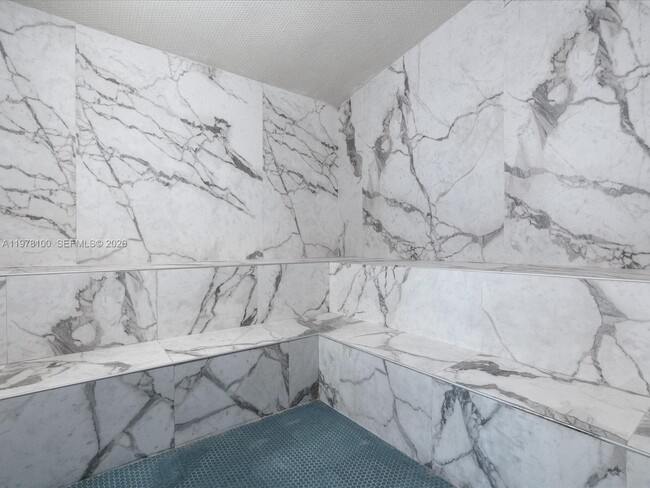 Building Photo - 90 SW 3rd St