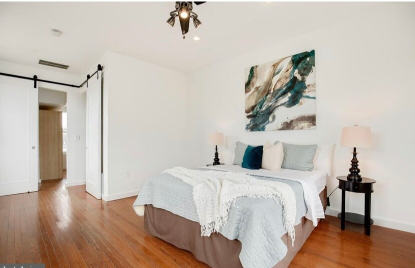 Master bedroom - entire third floor master suite - 330 Elm St NW
