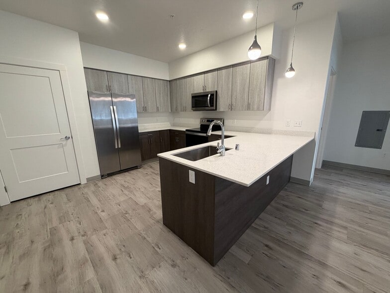 Building Photo - The Marx