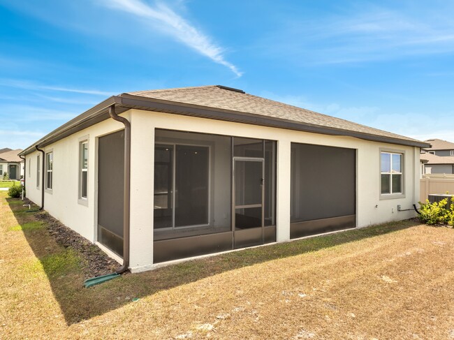 Building Photo - 957 Silverlake Blvd