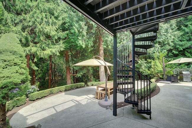 Building Photo - 4bd/3ba Sammamish House