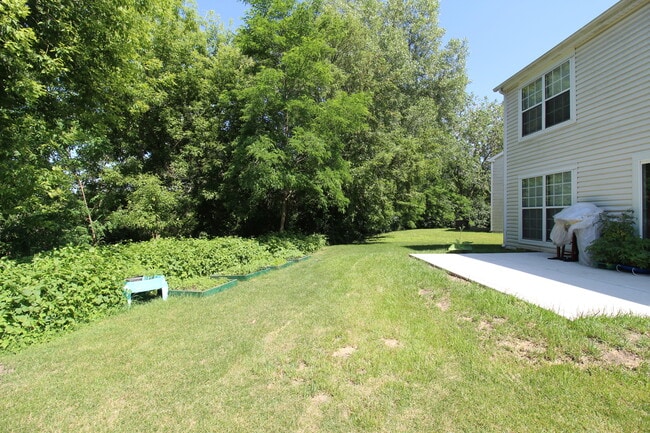 Building Photo - 4 Hummingbird Ct