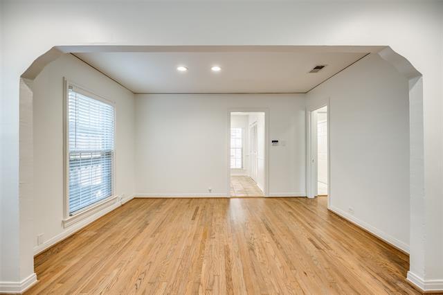 Building Photo - 4404 Hyer St