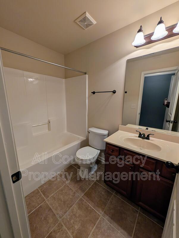 Building Photo - 2591 Foxy Dr