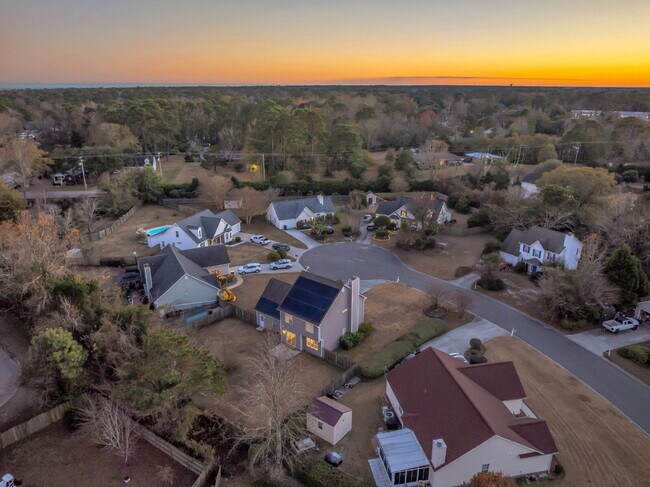 Building Photo - 7106 Haven Way