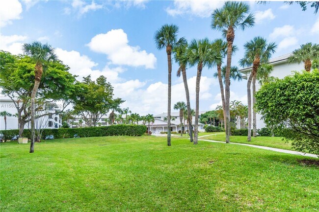 Building Photo - 3650 Whitehall Dr