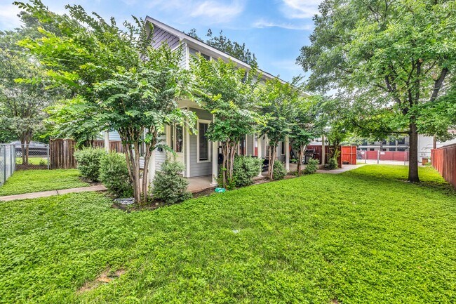 Building Photo - 4517 Depew Ave