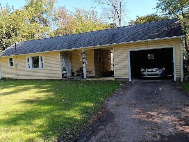 Primary Photo - 110 Brigham Ln