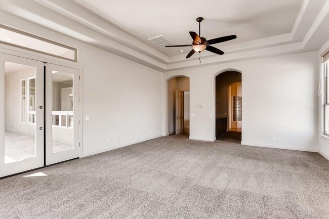 Building Photo - 15865 W Vernon Ave