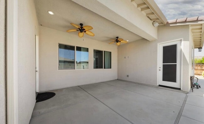Building Photo - 9200 Rancho Viejo Dr