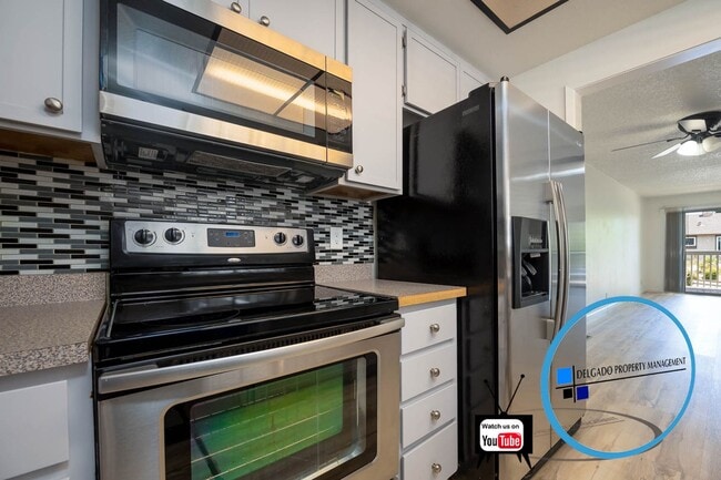 Building Photo - Benicia! Large remodeled 2bedroom condo