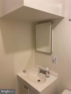 Building Photo - 1823 N Shore Ct