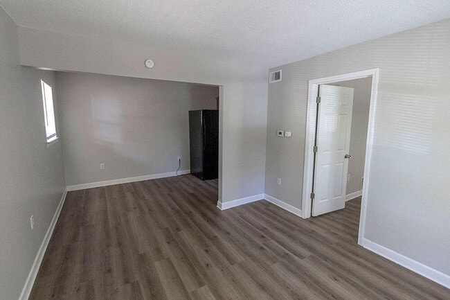 Building Photo - 1612 Richardson St