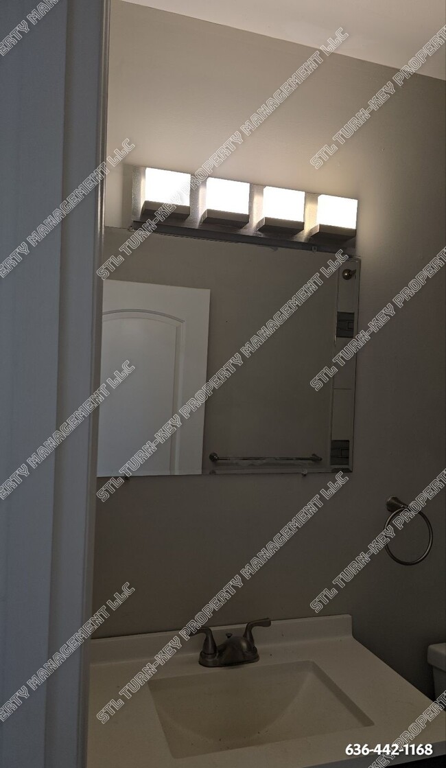 Building Photo - 9414 Altonwood Dr