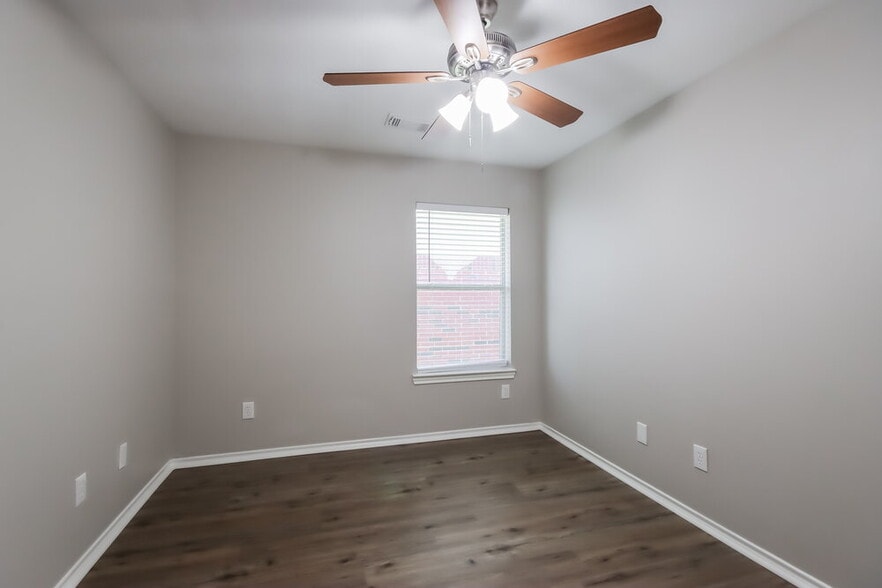 Building Photo - 6819 Rockwall Trail Dr