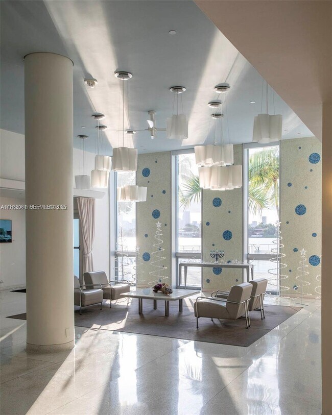 Building Photo - 3 Island Ave