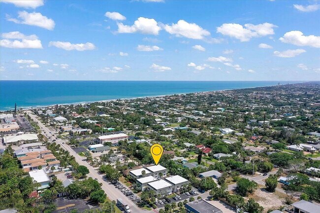 Building Photo - 419 Ocean Ave