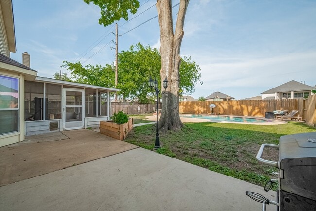 Building Photo - 3102 Colonel Ct Dr