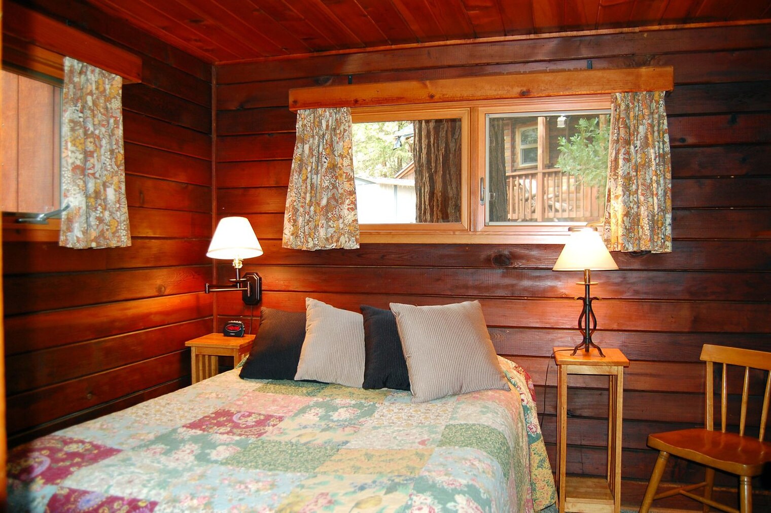 Building Photo - 8037 Woodpecker Way