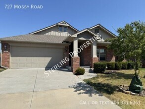 Building Photo - 727 Mossy Rd