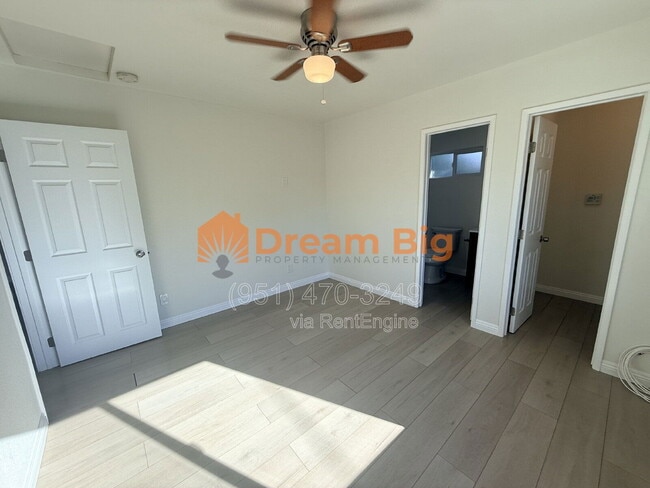 Building Photo - 509 W Lorraine Pl