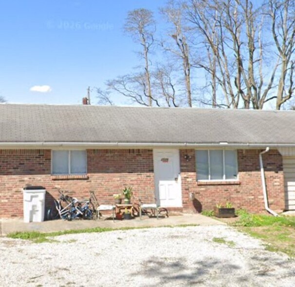Building Photo - 2526 E Dexter Ave
