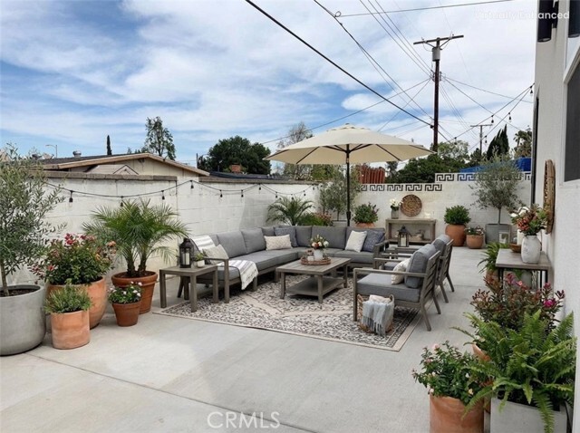 Building Photo - 22913 Sherman Way