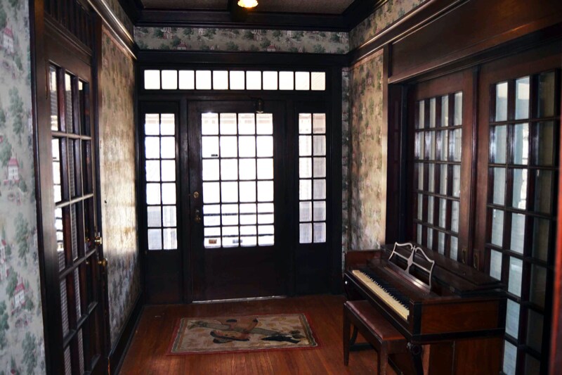 Building Photo - 2217 Belmont Blvd