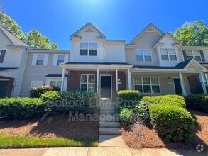 Building Photo - 1887 Forest Side Ln