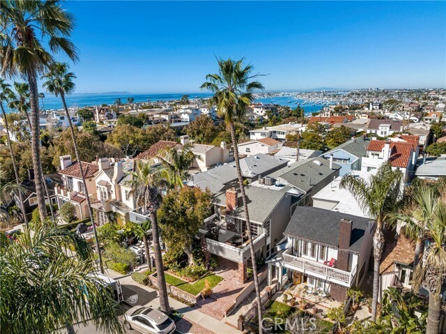 Building Photo - 411 Goldenrod Ave