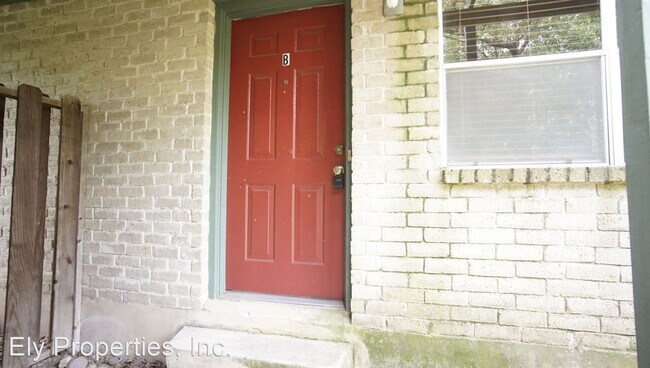 Building Photo - 2 br, 1.5 bath House - 1505-B Cinnamon Path