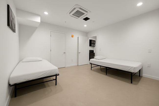 Building Photo - 1500 Arapahoe St