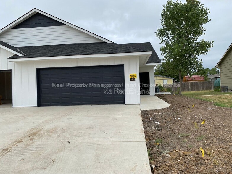 Building Photo - 3318 W 45th St S