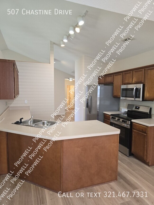 Building Photo - 507 Chastine Dr