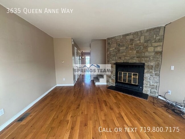 Building Photo - 3635 Queen Anne Way