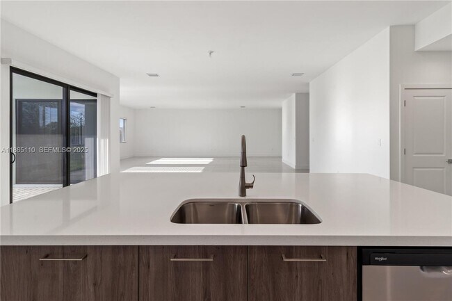 Building Photo - 2391 SW 123rd Ter