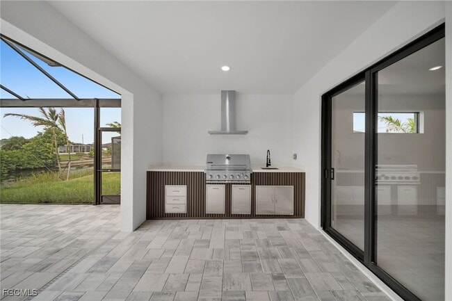 Building Photo - 3435 SW 8th Ct