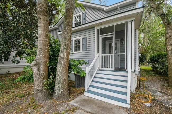 Building Photo - Charming 3 Bedroom Rental in Bluffton, SC ...