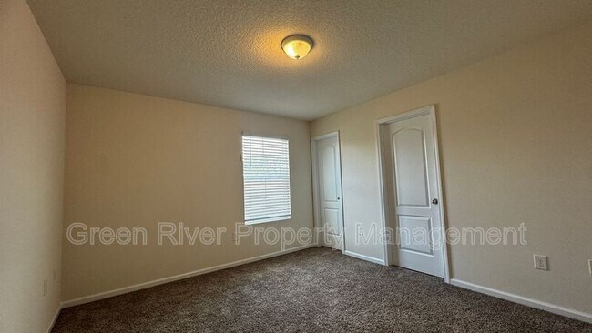 Building Photo - 8068 Echo Springs Rd